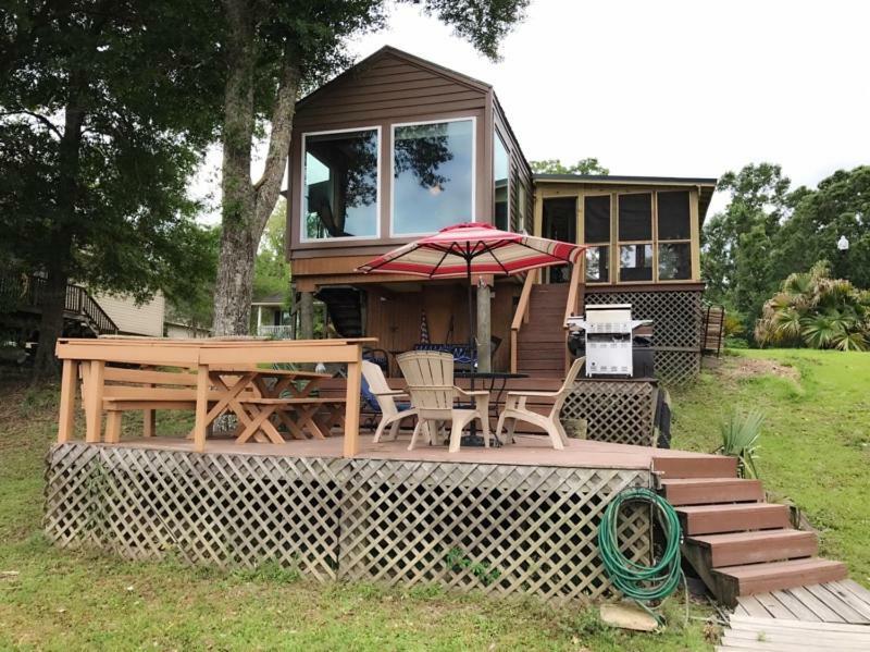 Cozy Cabin On The Bayou Maurepas Exterior photo