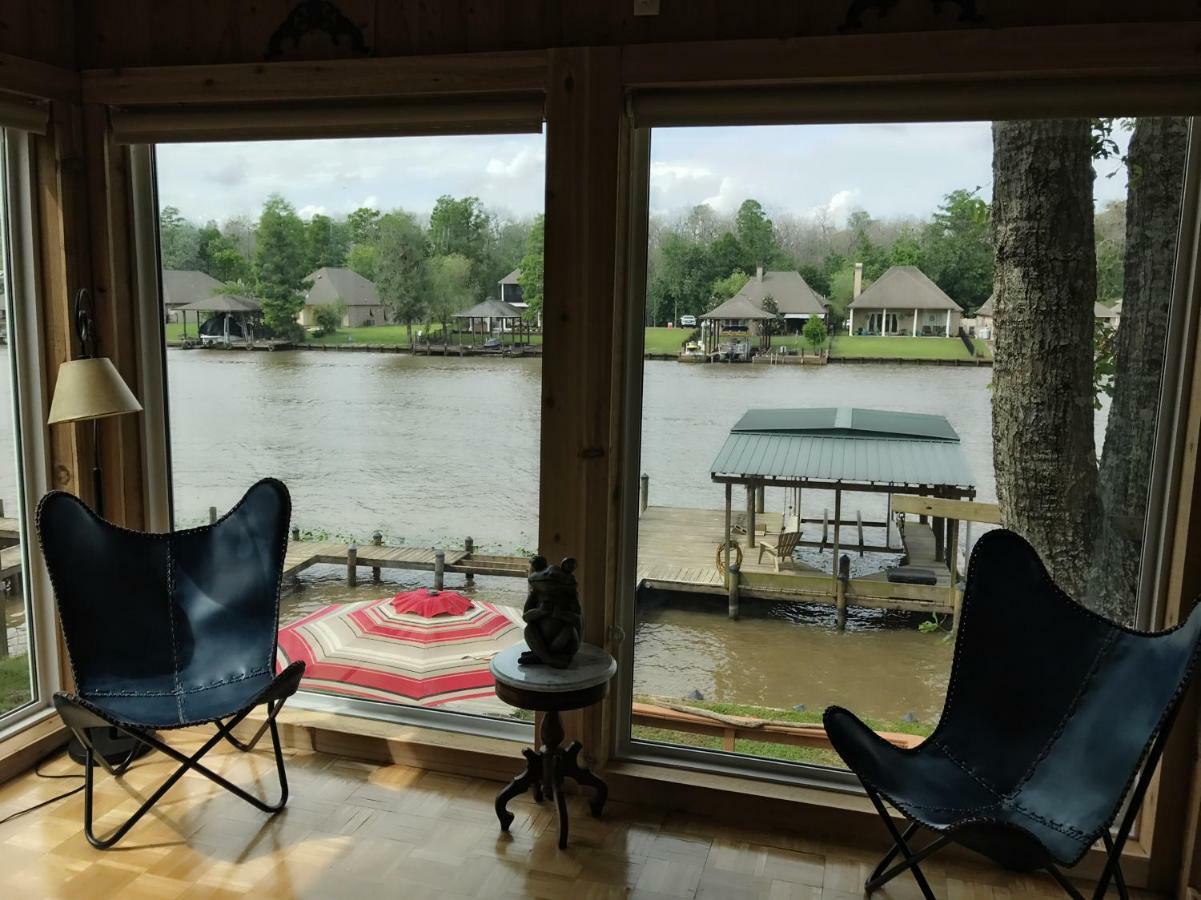 Cozy Cabin On The Bayou Maurepas Exterior photo
